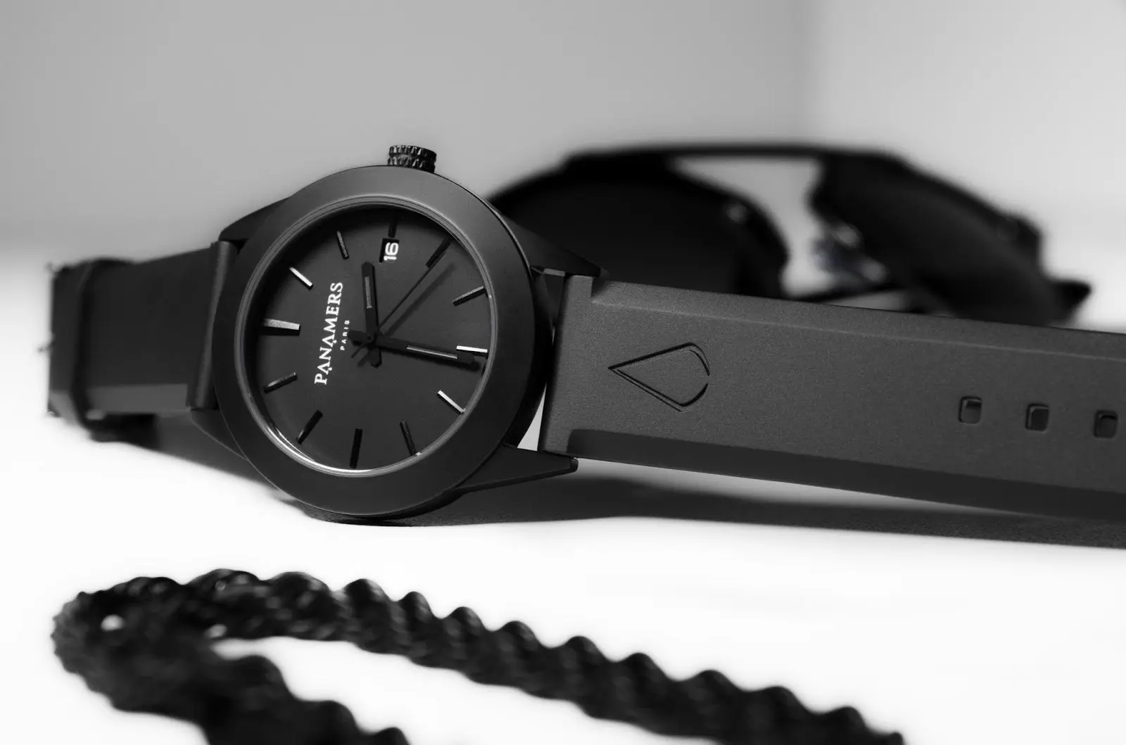 PANAMERS to Launch Unisex Street-chic Blackout Watches