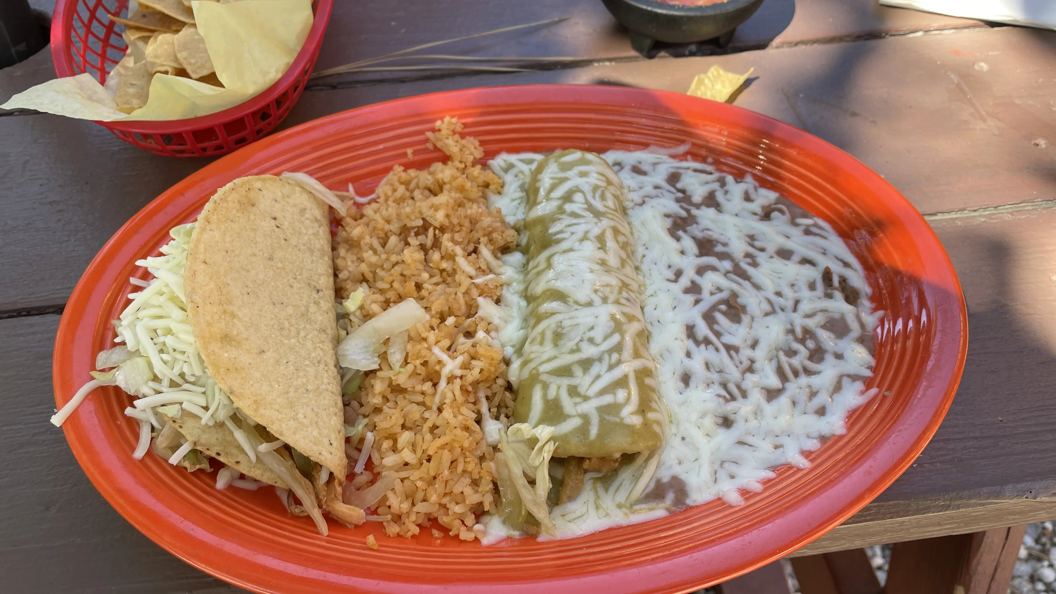 Restaurant Review: La Leña Mexican Restaurant